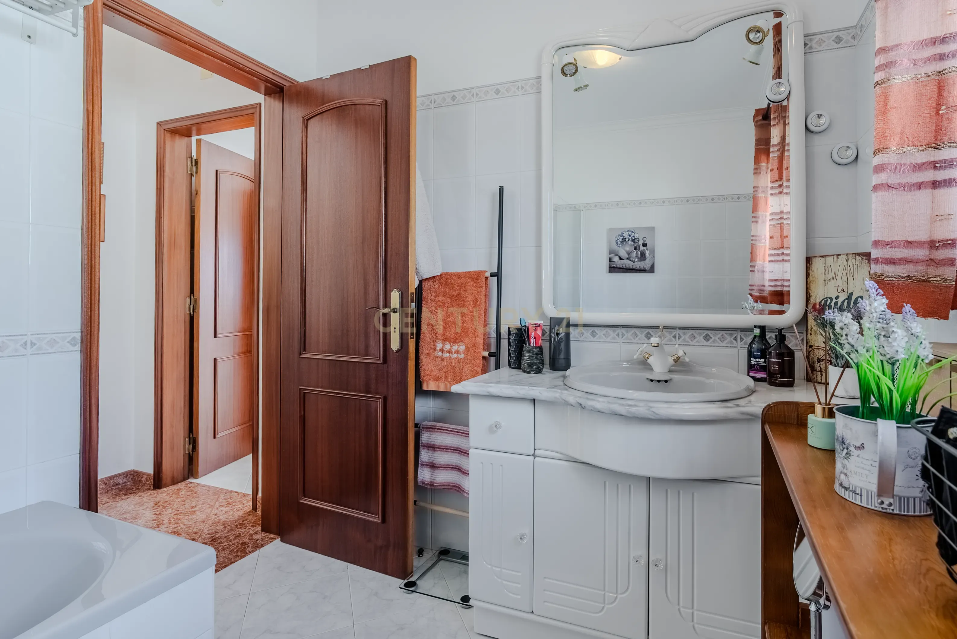 Moradia T2 Duplex - Mafra - Image 10